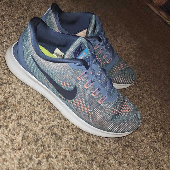 Nike Free RN - Picture 4 of 11